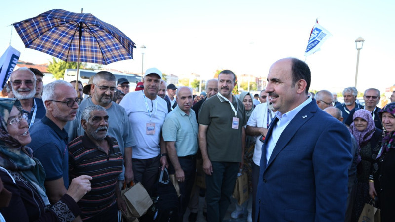 Konya’da 10 bin emekliyi buluşturan proje! Başkan Altay’dan “Hatırdan Hatıraya” teşekkürü