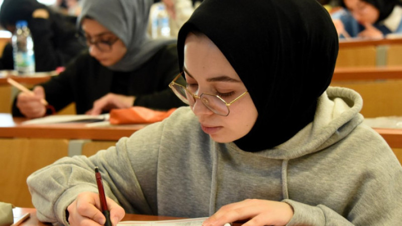 Karatay’da ücretsiz TYT deneme sınavı’na yüzlerce öğrenci katıldı