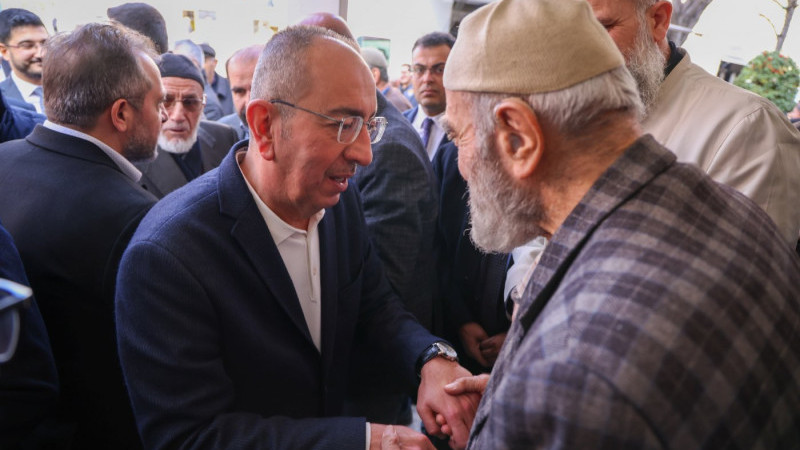    MERAM, CUMA BULUŞMALARININ BEREKETİNİ YAŞAMAYA DEVAM EDİYOR