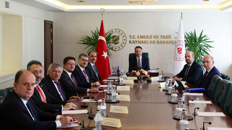 BAŞKAN ALTAY ANKARA’DA BAKANLARLA KONYA PROJELERİNİ İSTİŞARE ETTİ