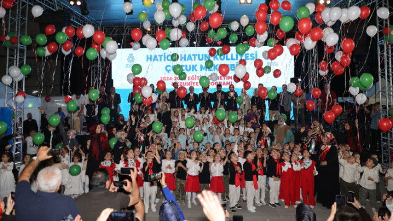 Hatice Hatun Külliyesi Çocuk Mektebi’nde Mezuniyet Heyecanı Yaşandı