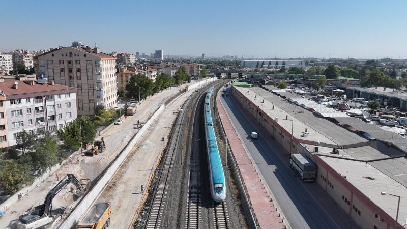   KONYARAY Banliyö Hattı'nda çalışmaların yarısı tamamlandı