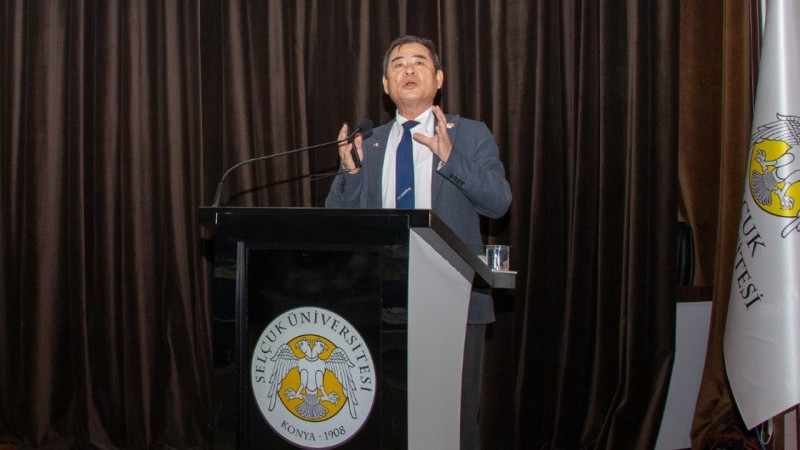 apon Deprem Uzmanı Moriwaki Selçuk Üniversitesinde konuştu;