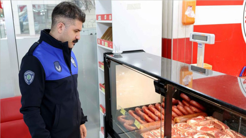 Konya Karatay’da Ramazan öncesi sıkı denetim! Zabıta sahada!