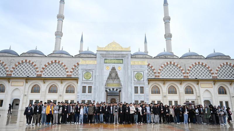 Başkan Uğur İbrahim Altay duyurdu: 25 bin 920 öğrenci daha İstanbul yolcusu! Genç Seyyah heyecanı ba
