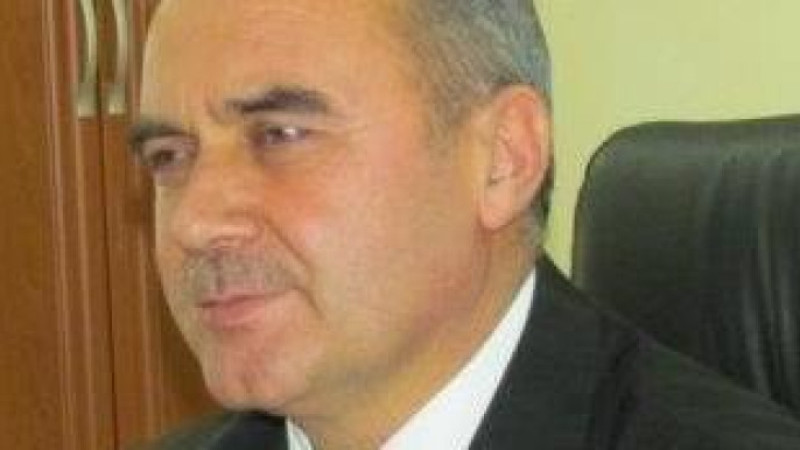 MERHAMET ETMEYEN KİMSEYE MERHAMET OLUNMAZ